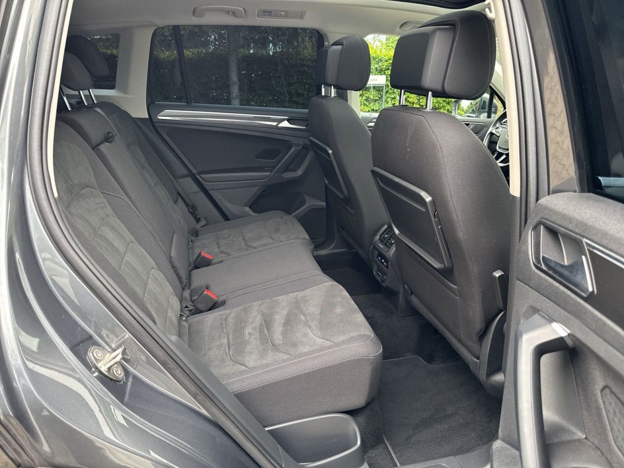 Volkswagen Tiguan Highline 2.0TDI - Samsaru's Car Outlet