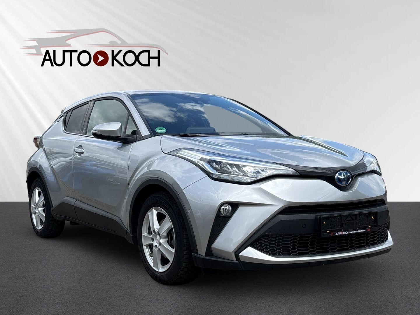 Toyota C-HR Hybrid Team D 2.0 - Samsaru's Car Outlet
