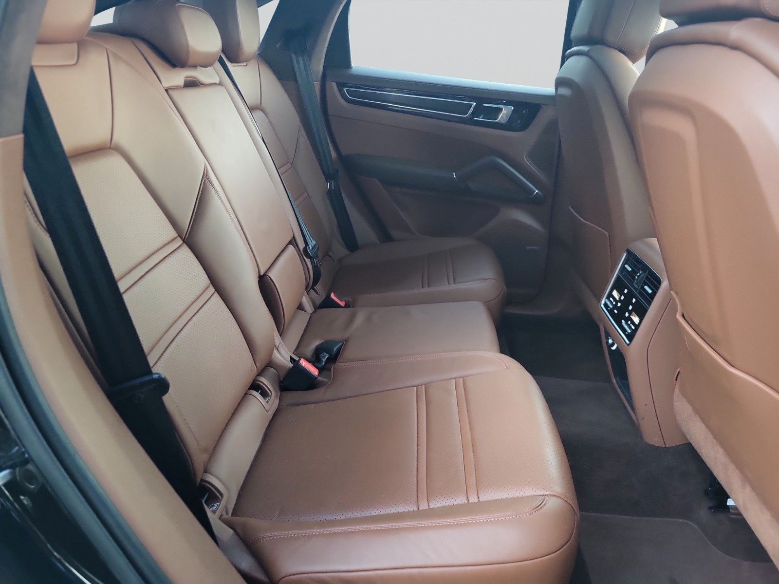 Porsche Cayenne Coupe GTS Keramik Soft-Close 22"