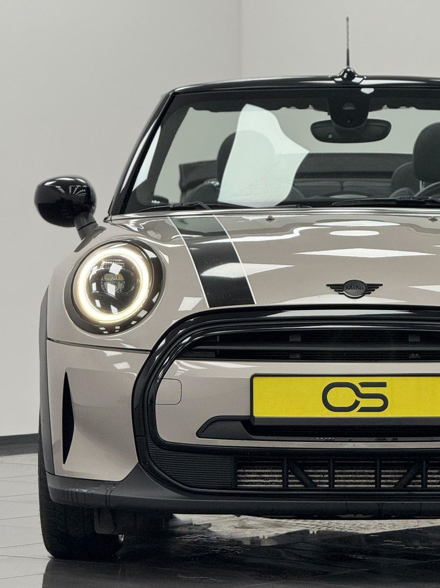 MINI Cabrio Cooper - Samsaru's Car Outlet