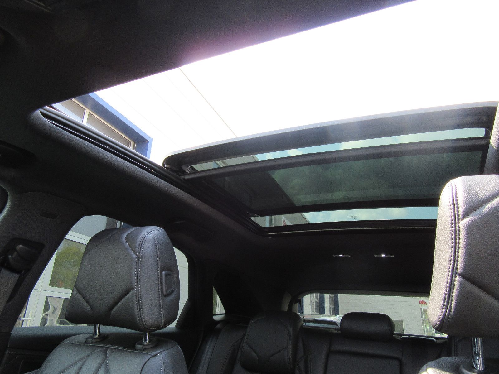 DS Automobiles DS7 Crossback SoChic PT 225 EAT8*Pano-Dach*Sitzh