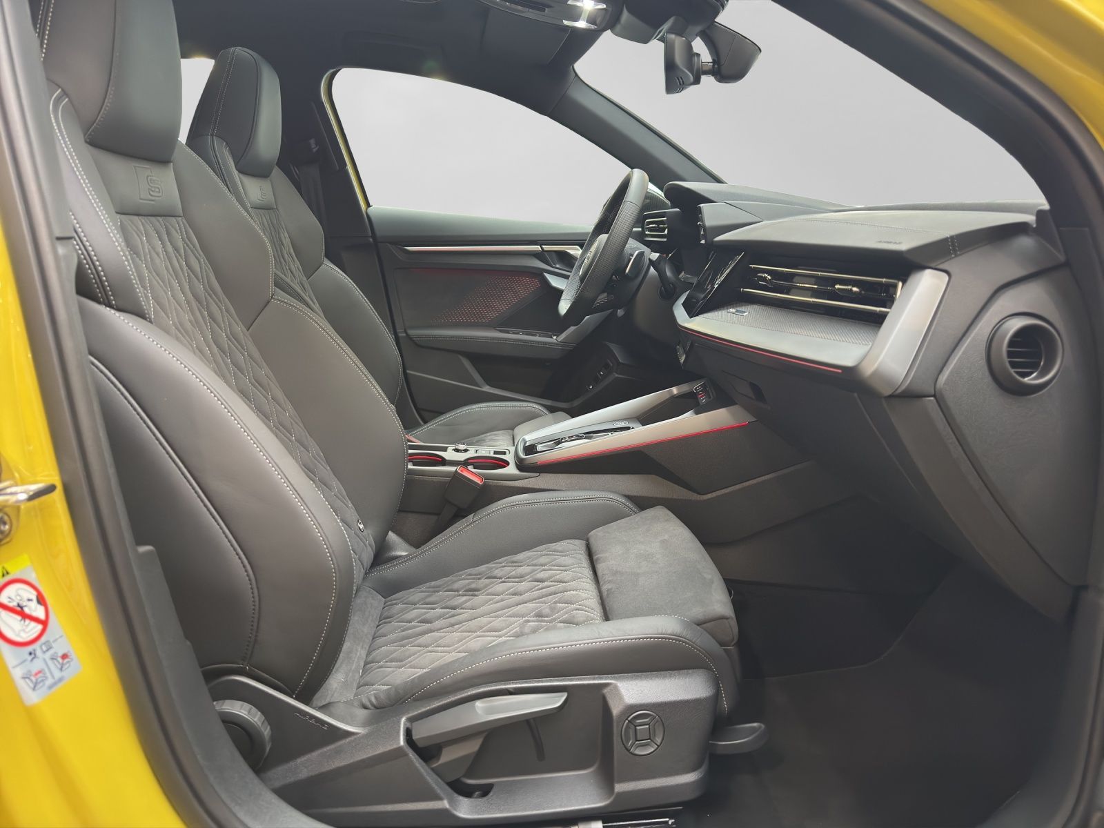 Audi A3 Sportback 45 TFSIe 2x S LINE S-SITZE PANO MAT