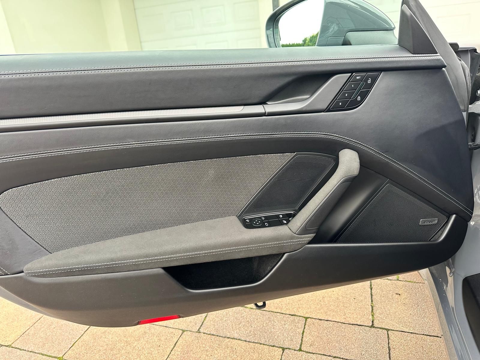 Porsche 911 Targa 4 GTS T-Hybrid 18-Wege LiftSystem BOSE