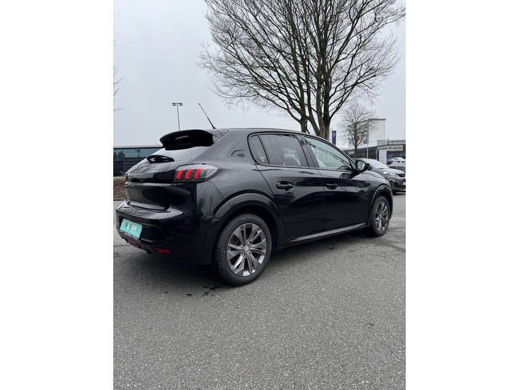 Peugeot 208 ALLURE ELEKTRO 136 - Samsaru's Car Outlet