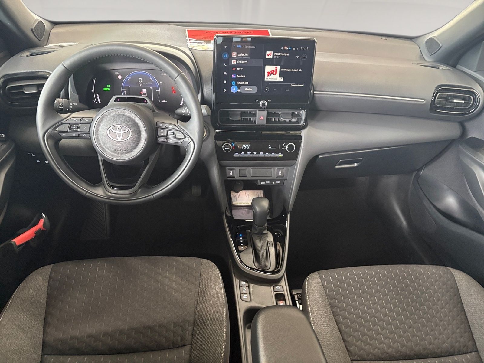 Toyota Yaris Cross 1.5 Teamplayer Winter+Safety ACC+LED