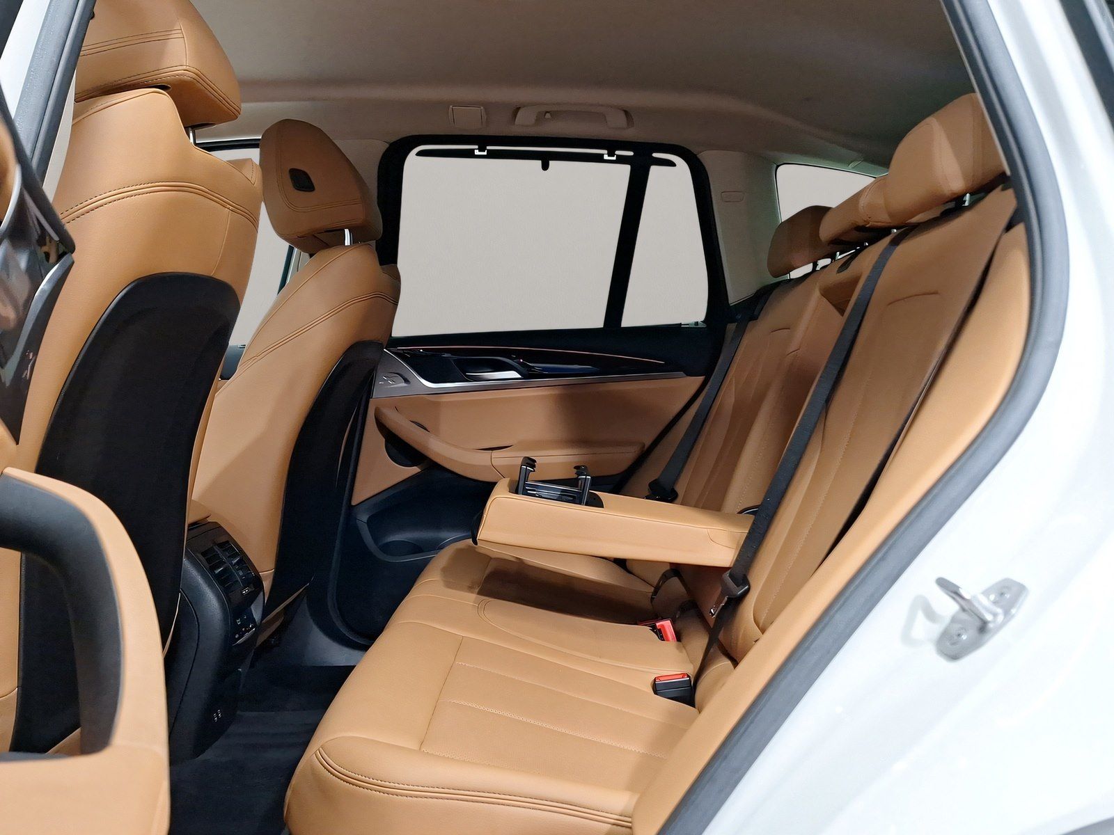 BMW X3 xDrive20i - Samsaru's Car Outlet