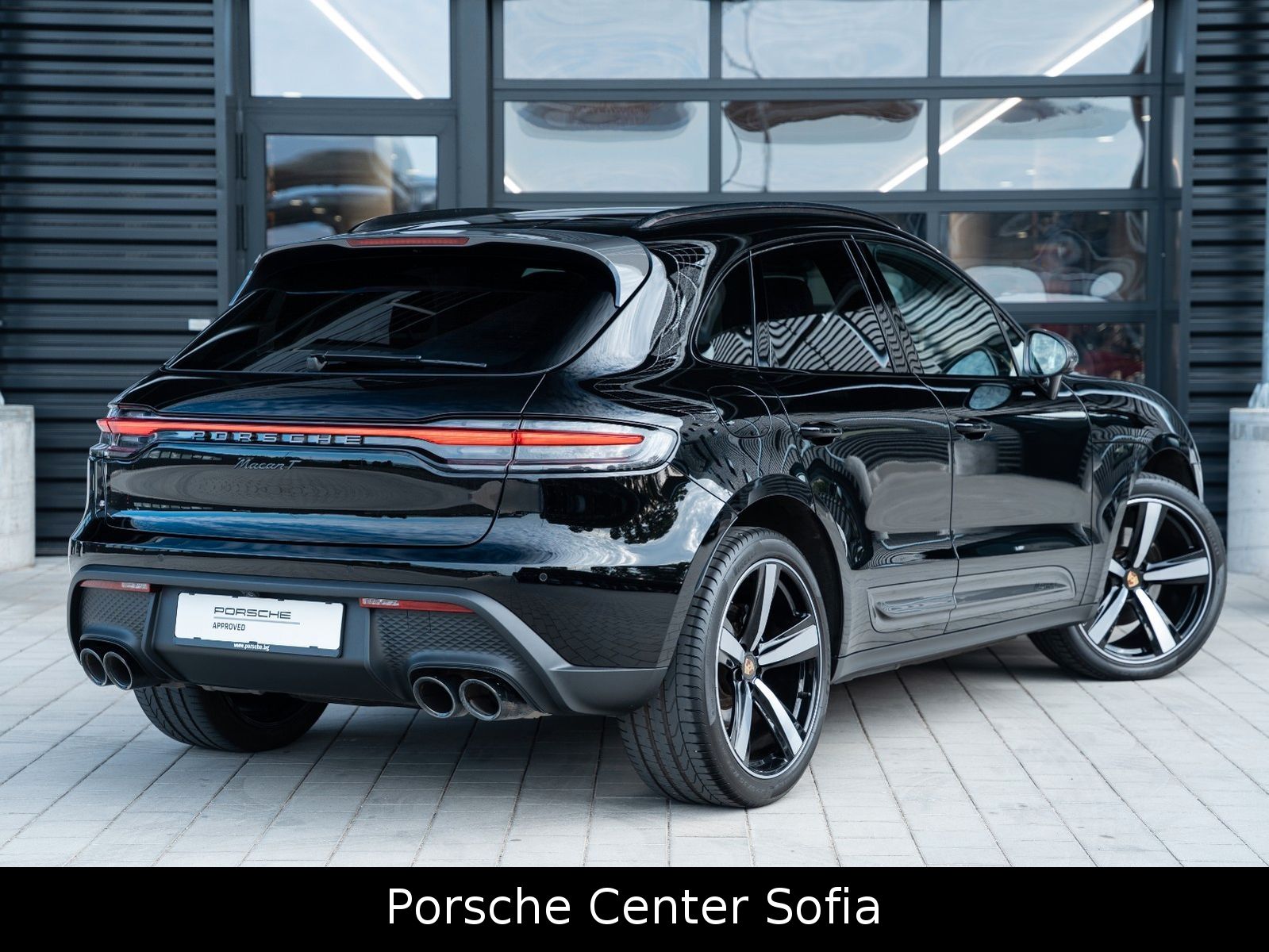 Porsche Macan T