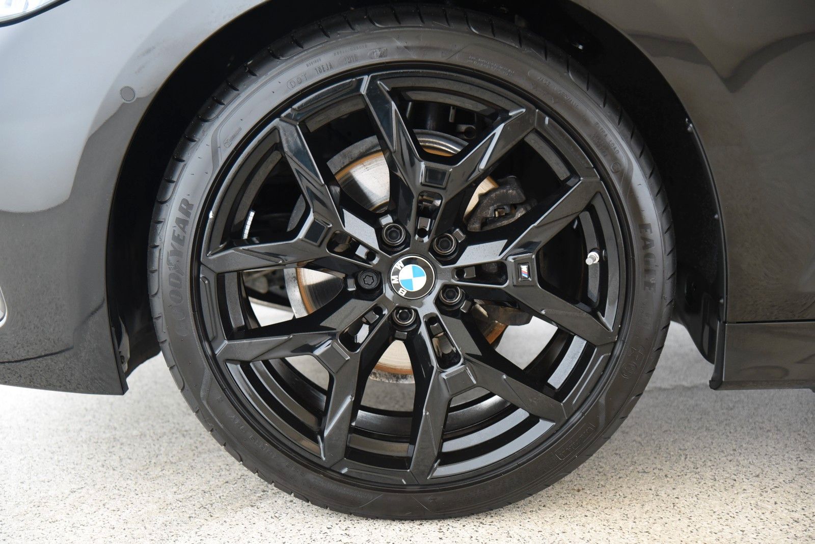 BMW 320d xDrive M Sport ACC HiFi HUD LED DAB Alarm