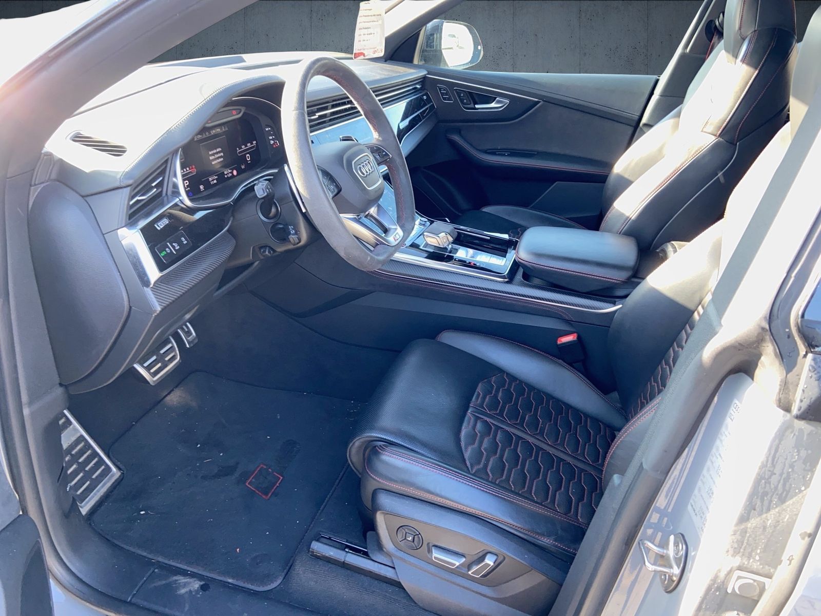 Audi RS Q8 SUV tiptr Matrix Pano HUD AHK 360 3xKlima