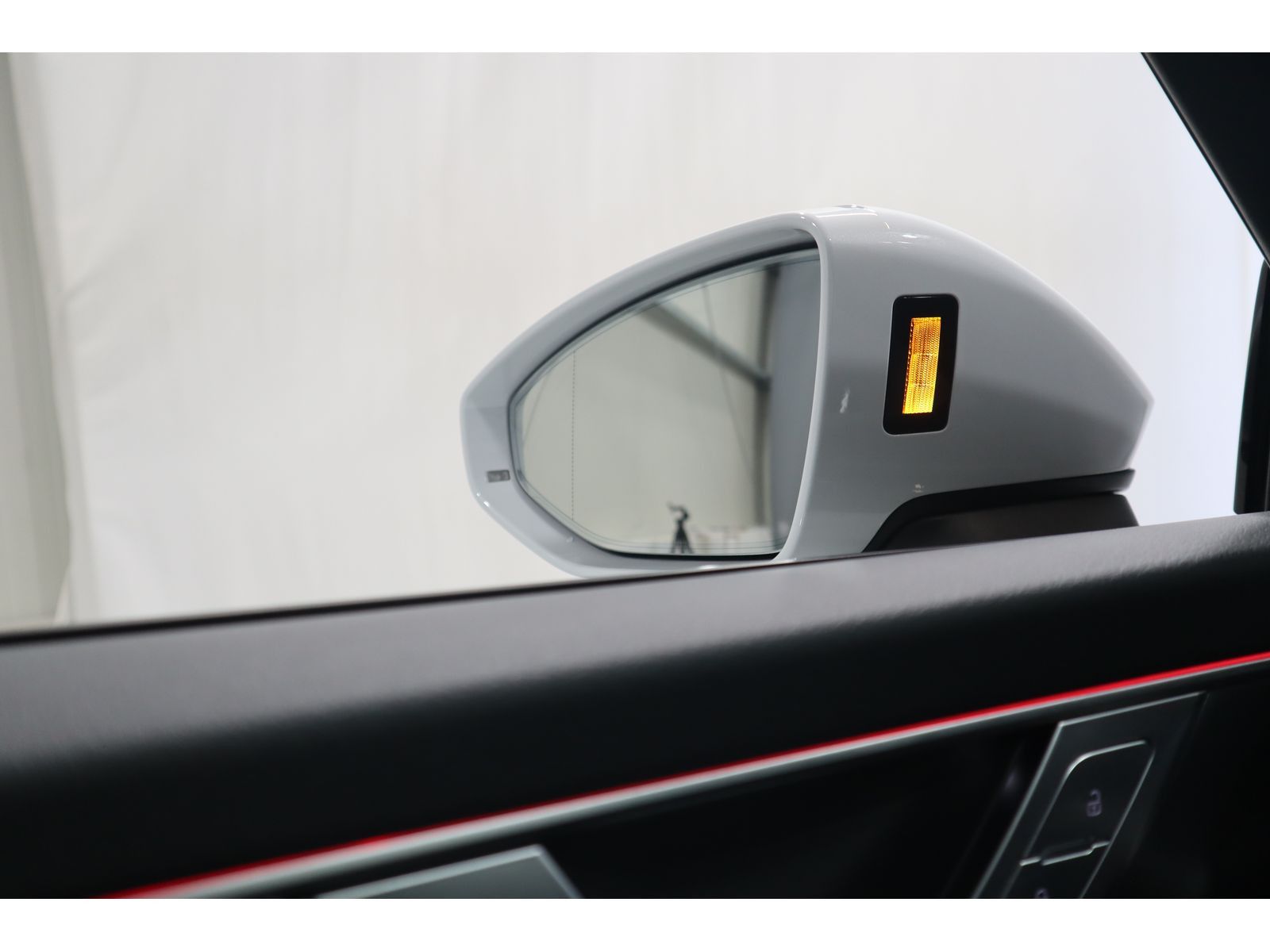 Audi A6 Avant 40 TDI advanced - Samsaru's Car Outlet