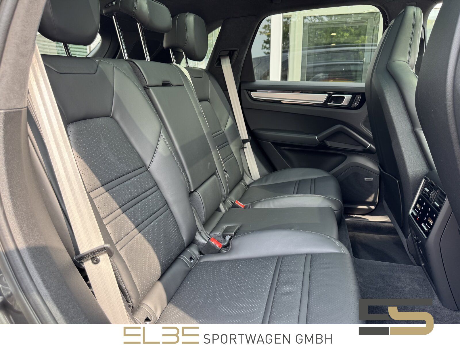 Porsche Cayenne GTS MATRIX PANO LUFT E-AHK BOSE 360° HUD
