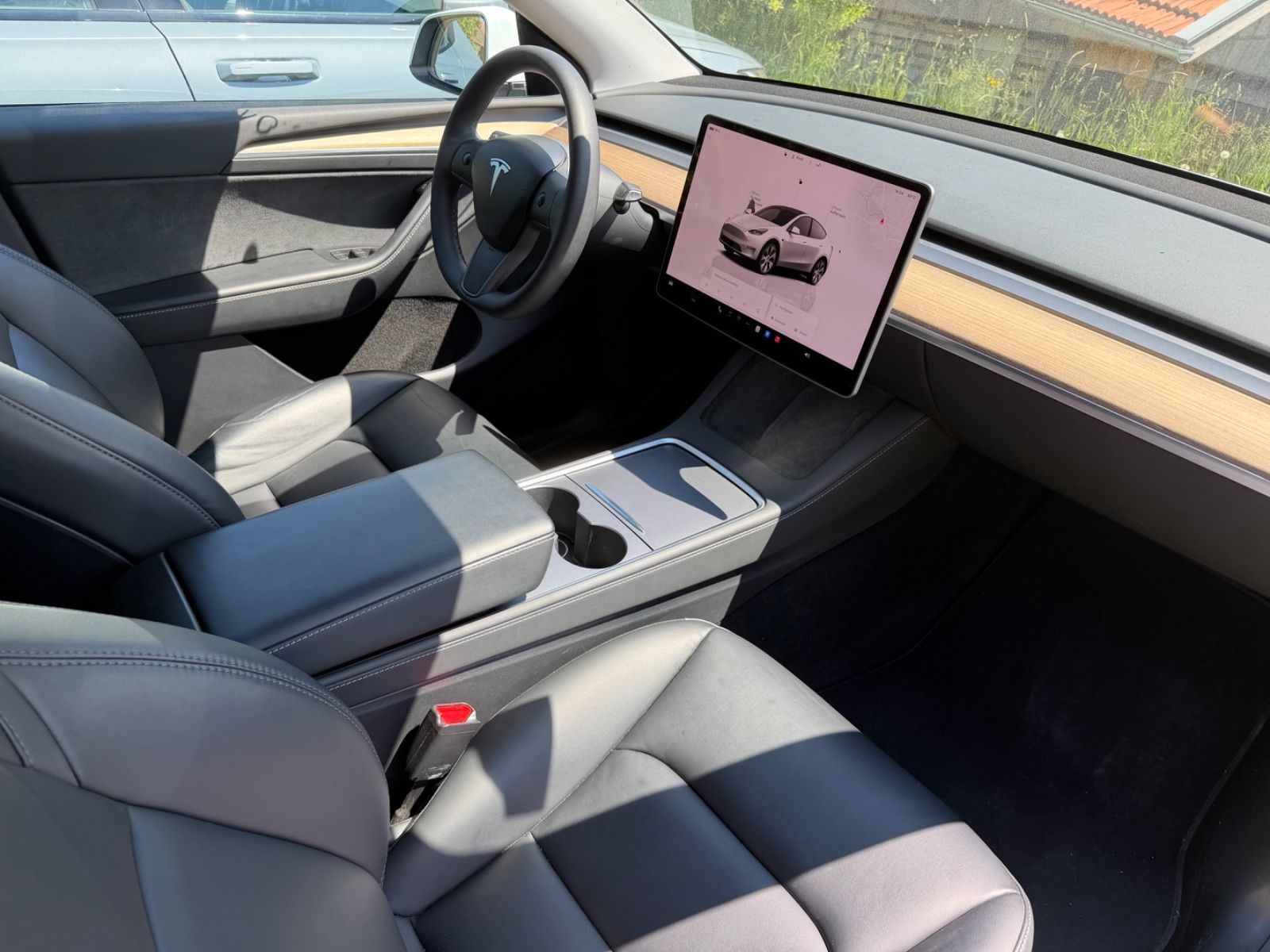 Tesla Model Y Long Range AWD AHK | Enhanced Autopilot