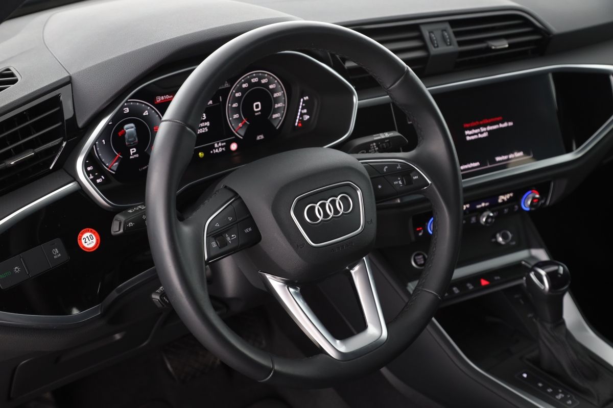 Audi Q3 35 TDI quattro S tronic S line - Samsaru's Car Outlet