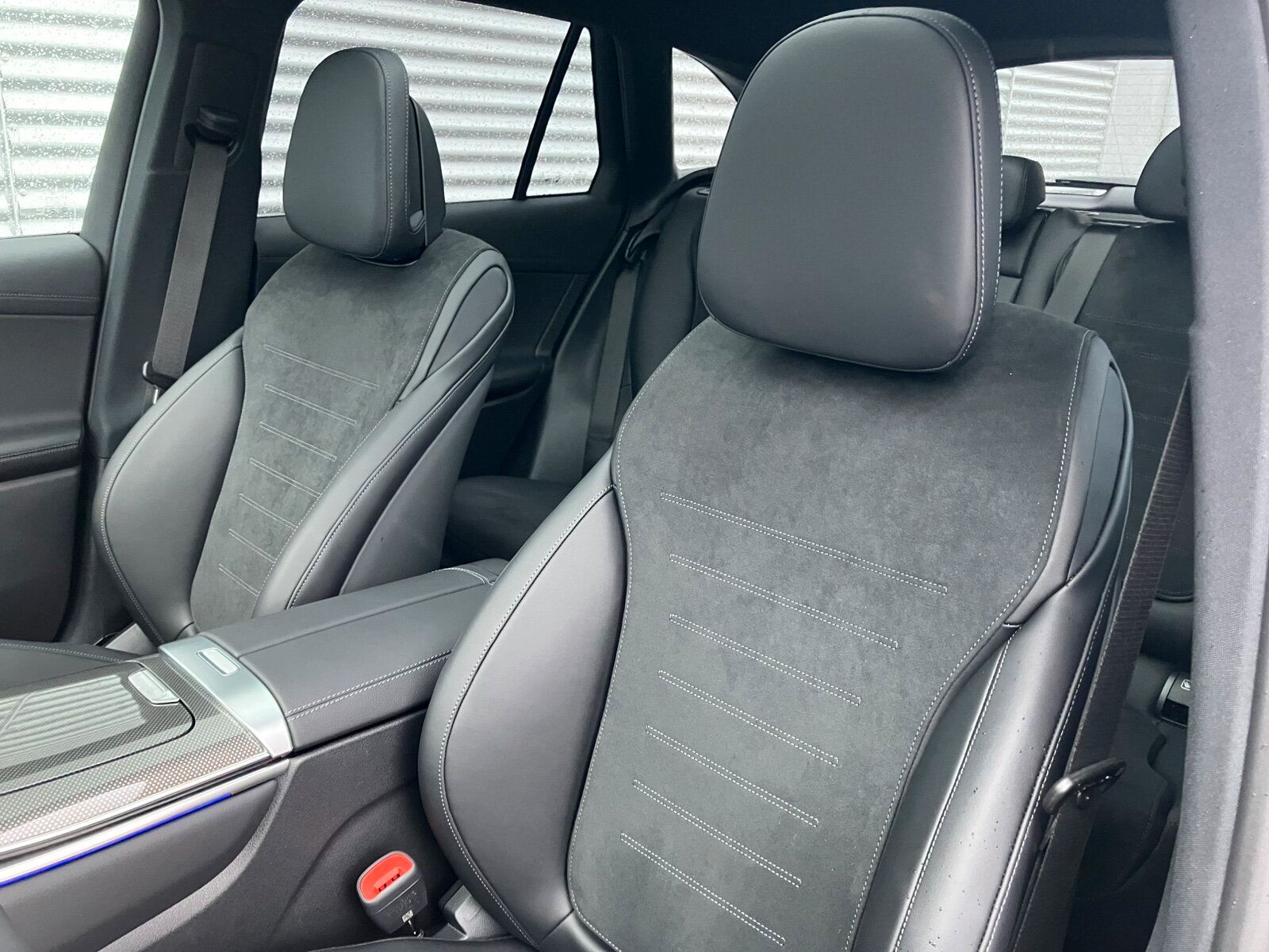 Mercedes-Benz GLC 300 de 4M AMG Line DIGITAL LIGHT*AHK*Pano-D.
