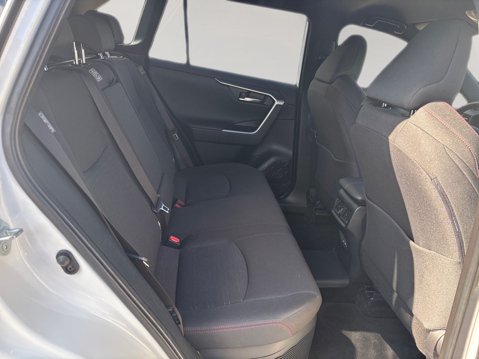 Toyota RAV4 2.5l Plug-in Hybrid - Samsaru's Car Outlet
