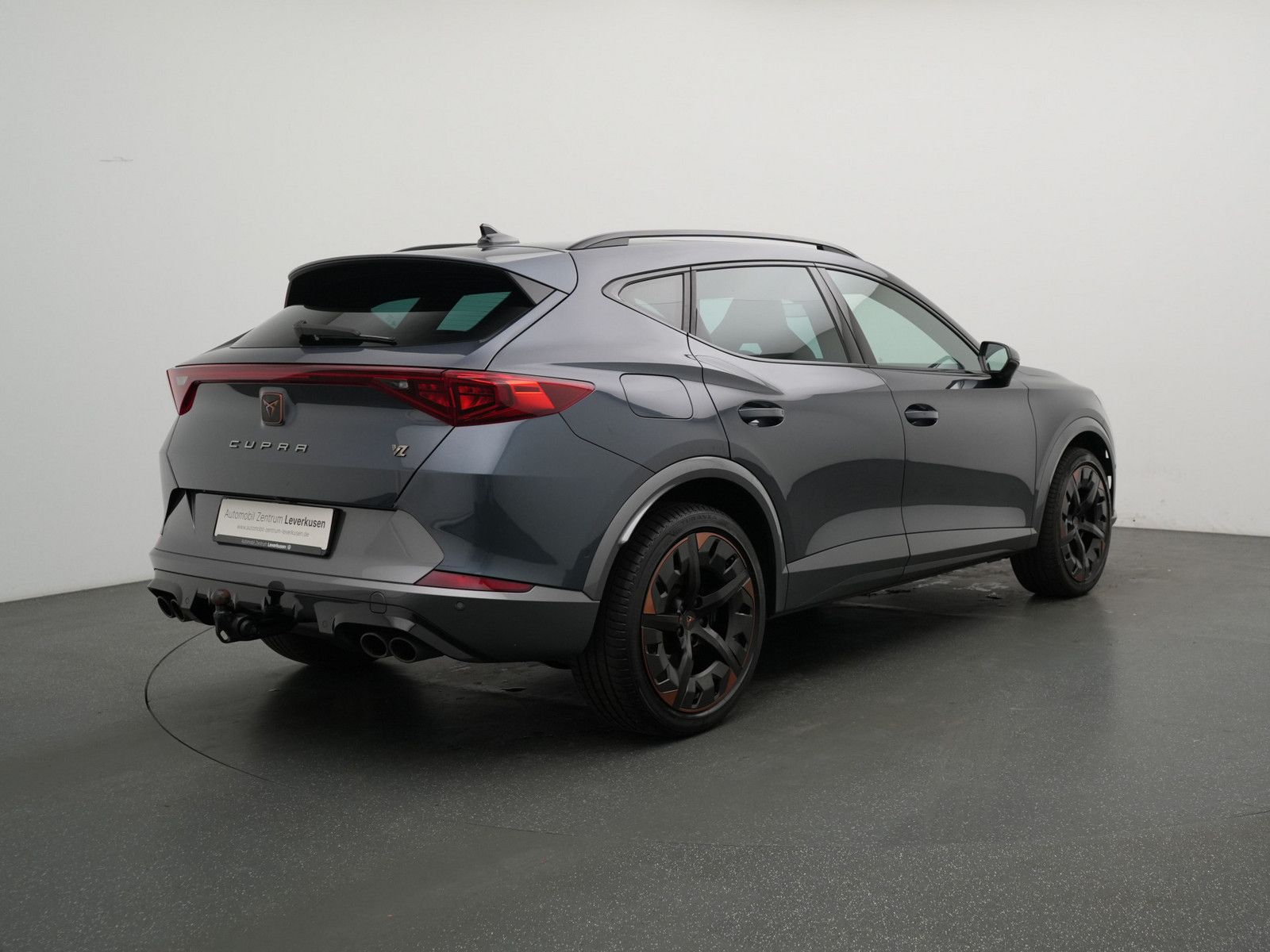 Cupra Formentor VZ NAVI VIRT CARPLAY KAM LED SHZ PDC