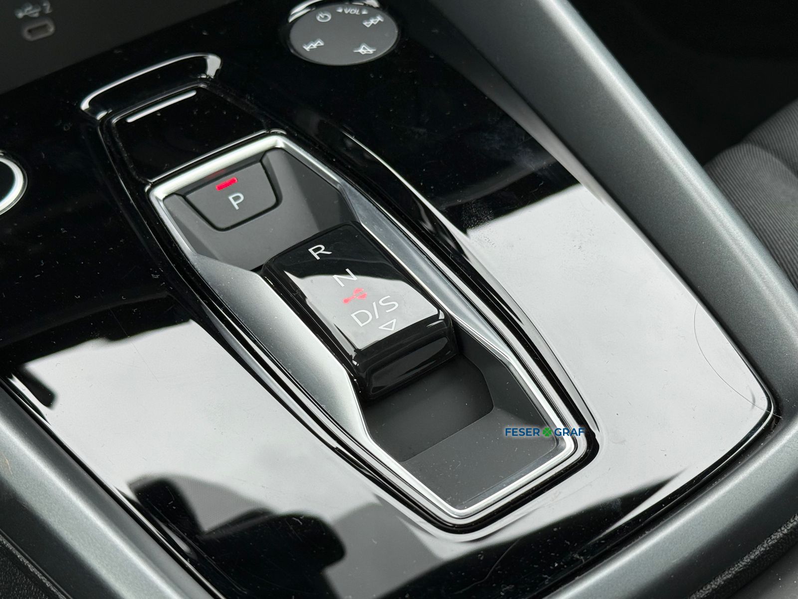 Audi A3 Limousine 30TFSI SHZ/CarPlay/VC/GRA/PDC+