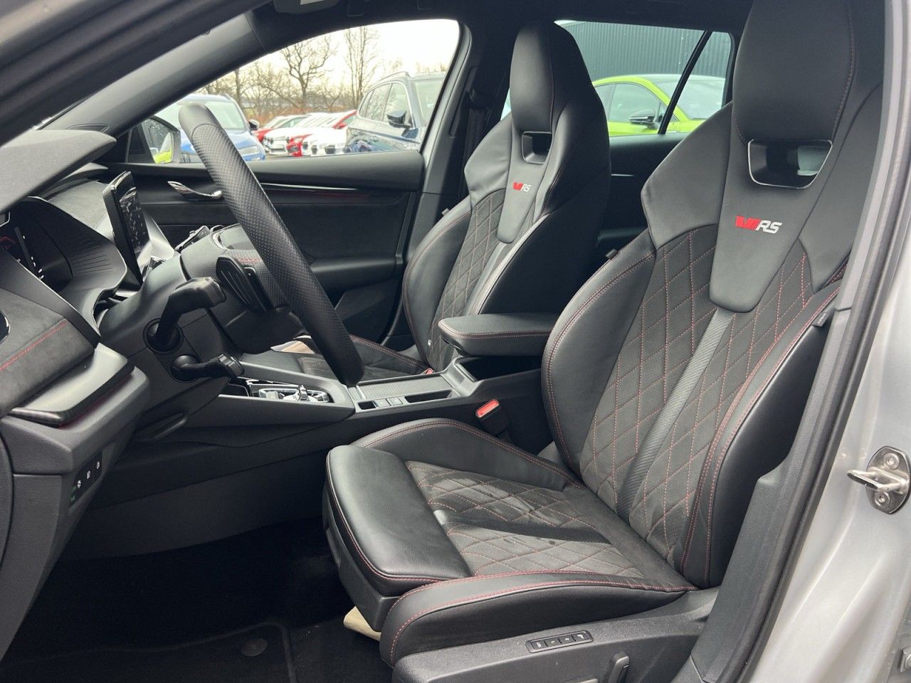 Skoda Octavia Combi RS - Samsaru's Car Outlet