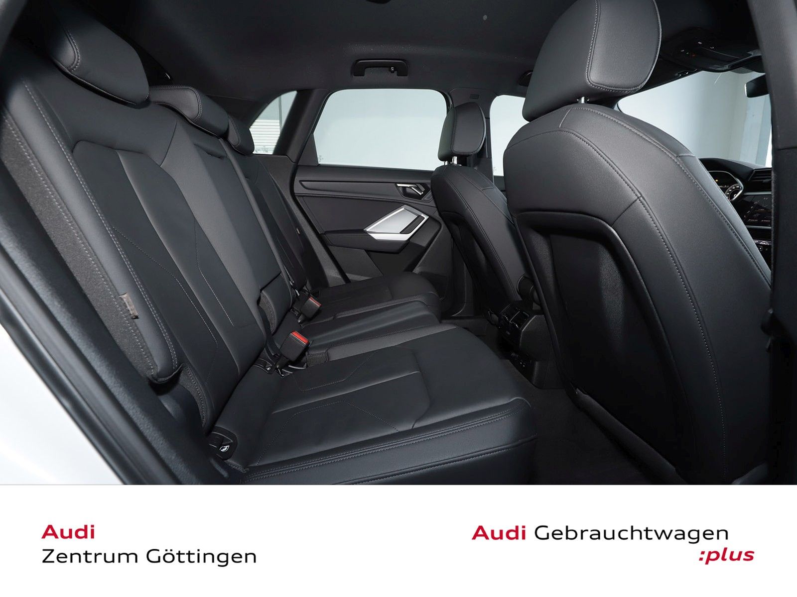 Audi Q3 quattro 40 TFSI S tronic - Samsaru's Car Outlet