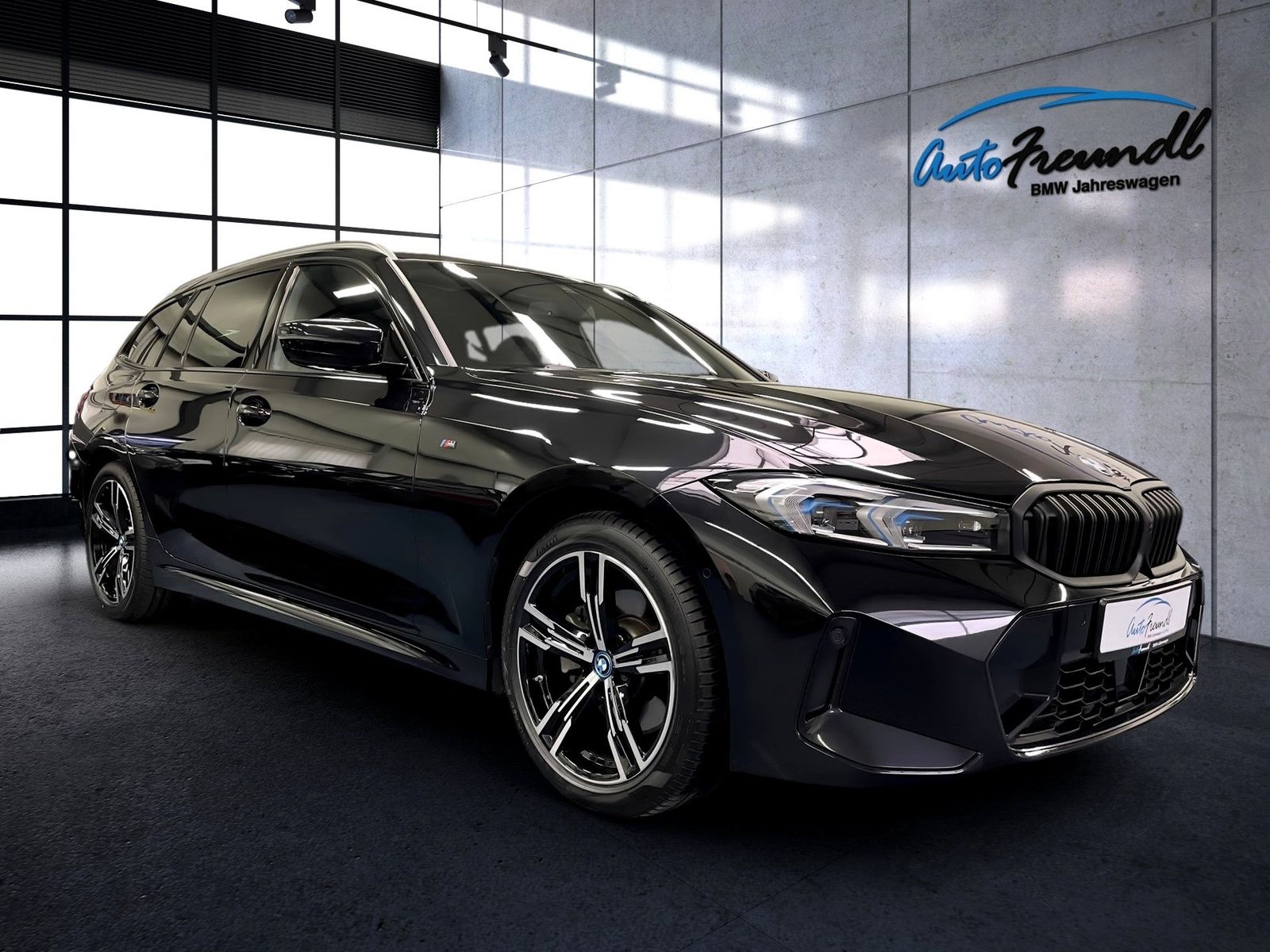 BMW 330e M Sport - Samsaru's Car Outlet
