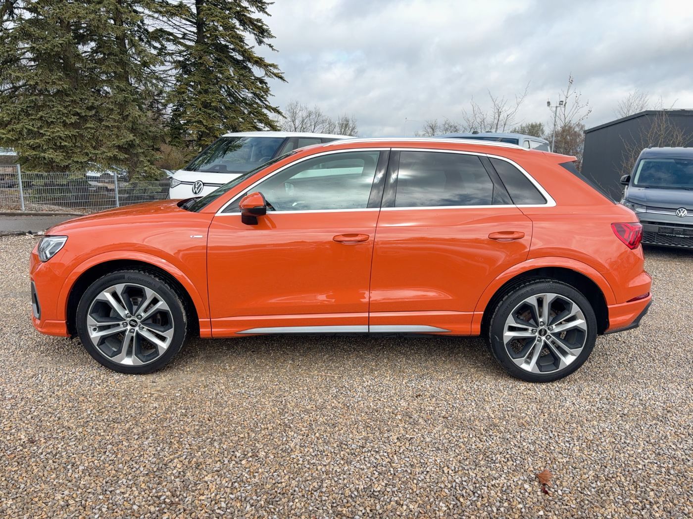 Audi Q3 S line TDI S tronic Kamera/Pano/AHK/ACC/LED