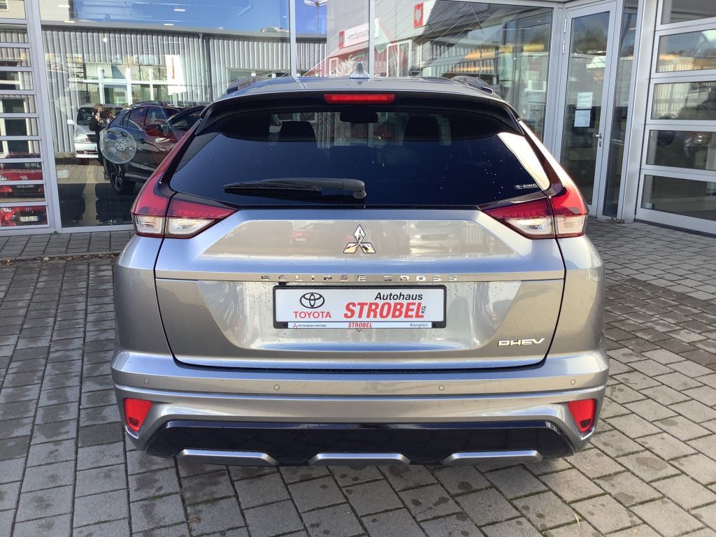 Mitsubishi Eclipse Cross Plug-In Hybrid 4WD Plus Select-Pak