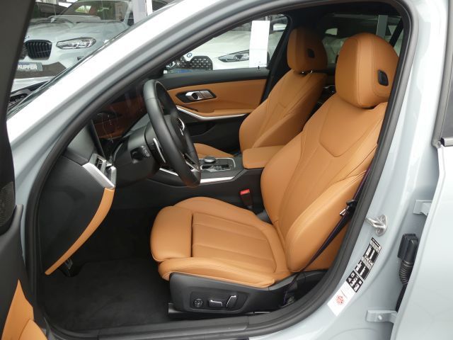 BMW 320 d xDriv Tou M Sport PRO ACC°Pano-Mem.°Stdhzg