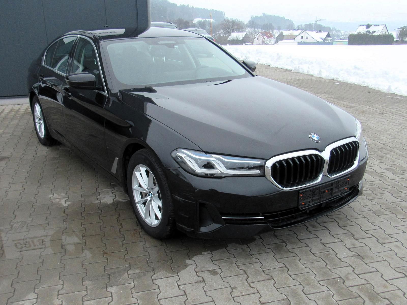 BMW 530e xDrive Limousine Laser, HUD, ACC, DAB, Hifi
