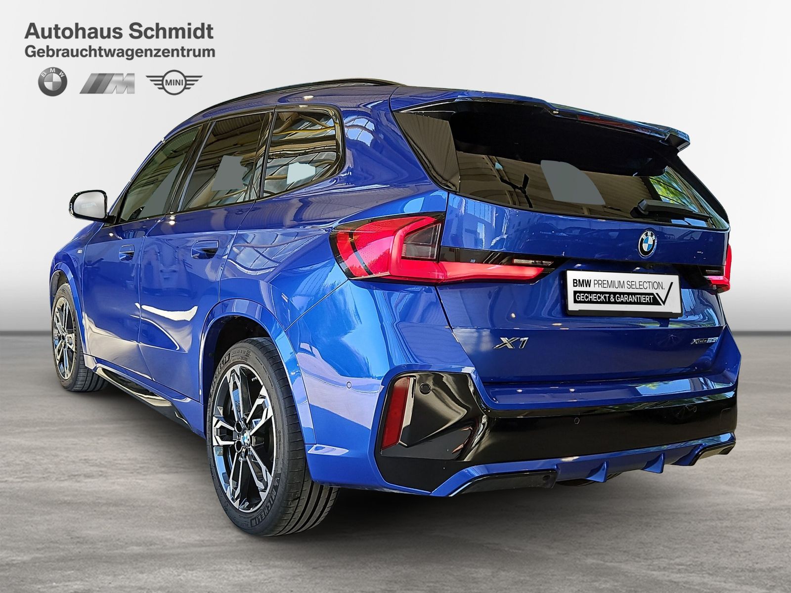 BMW X1 xDrive23i M Sportpaket - Samsaru's Car Outlet