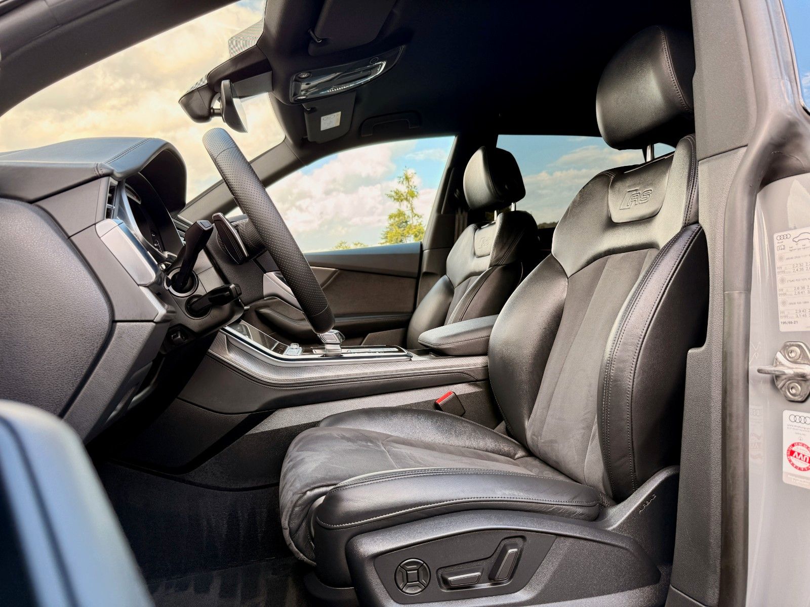 Audi RSQ8  4.0 TFSI quattro MATRIX*22"*RFK*DIG*NAVI*
