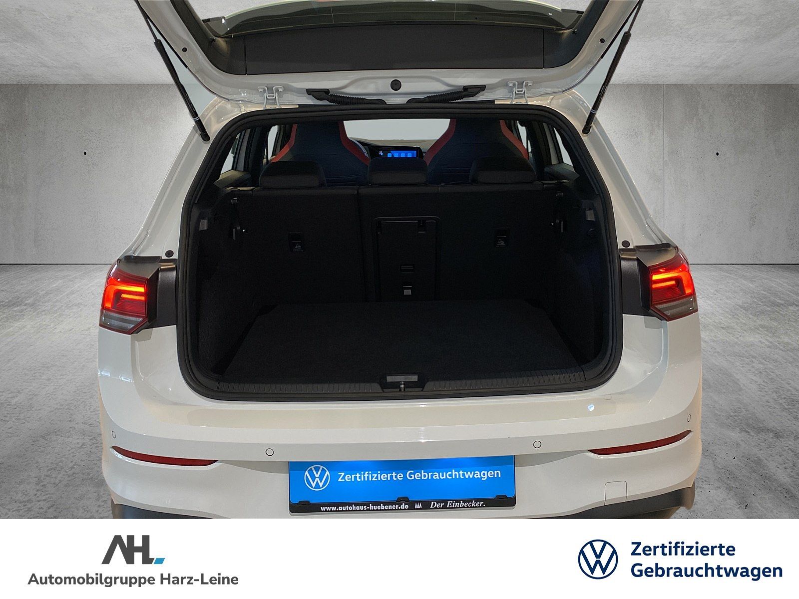 Volkswagen Golf GTI VIII 2.0 TSI DSG - Samsaru's Car Outlet