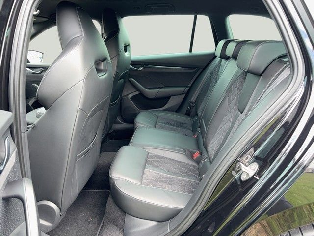 Skoda Octavia Combi RS iV HEAD UP