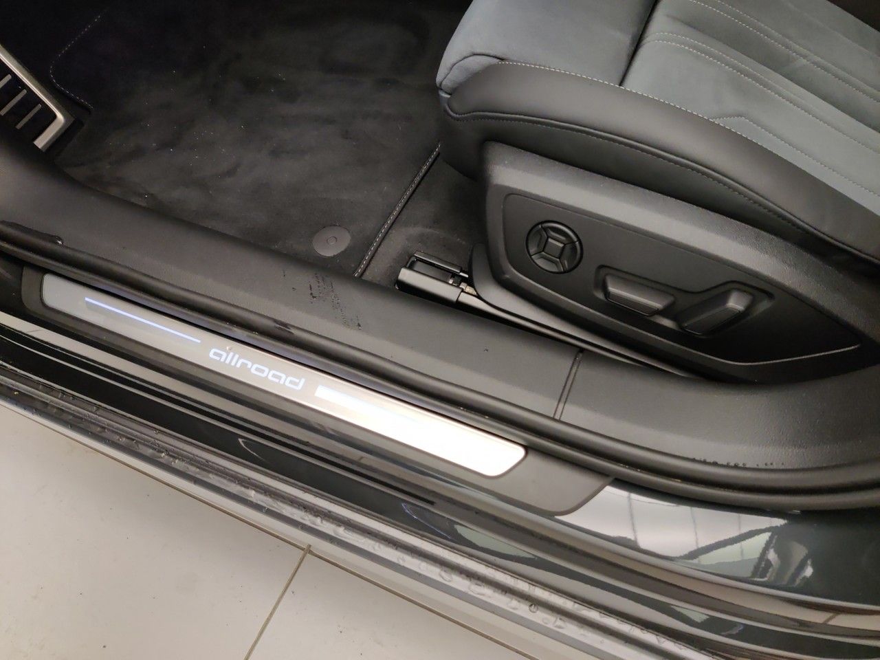Audi A6 allroad 50 TDI quattro - Samsaru's Car Outlet