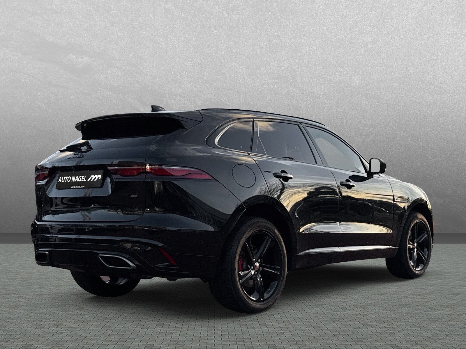 Jaguar F-PACE D300 R-Dyn. SE 22"ACC Pano BlackP.WinterP