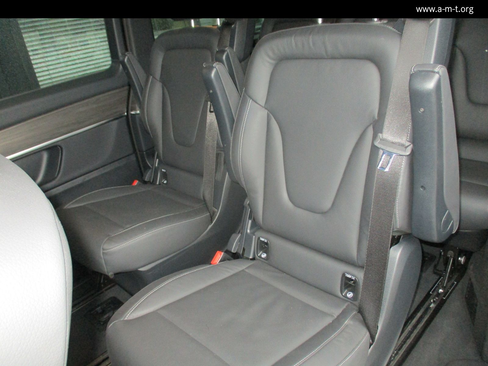 Mercedes-Benz V 300 d Avantg lang - Samsaru's Car Outlet