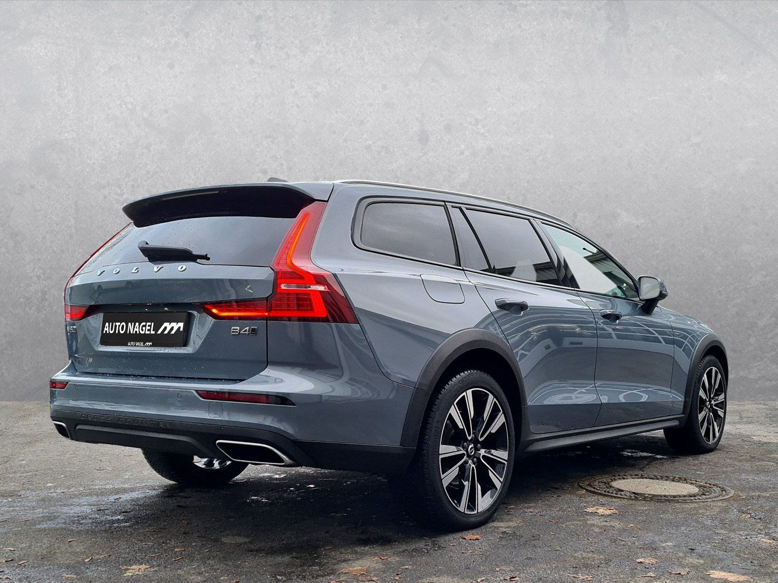Volvo V60 Cross Country B4 AWD Licht-Paket Sitz-Paket