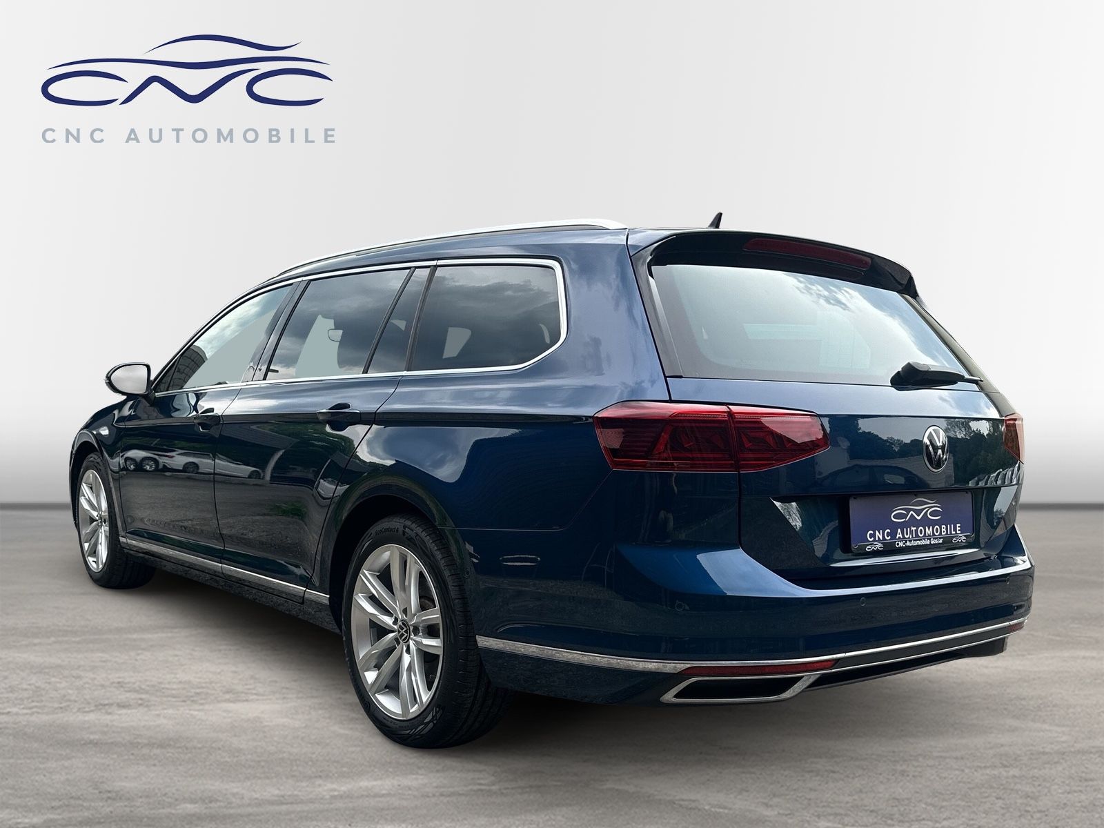 Volkswagen Passat Variant DSG Elegance - Samsaru's Car Outlet