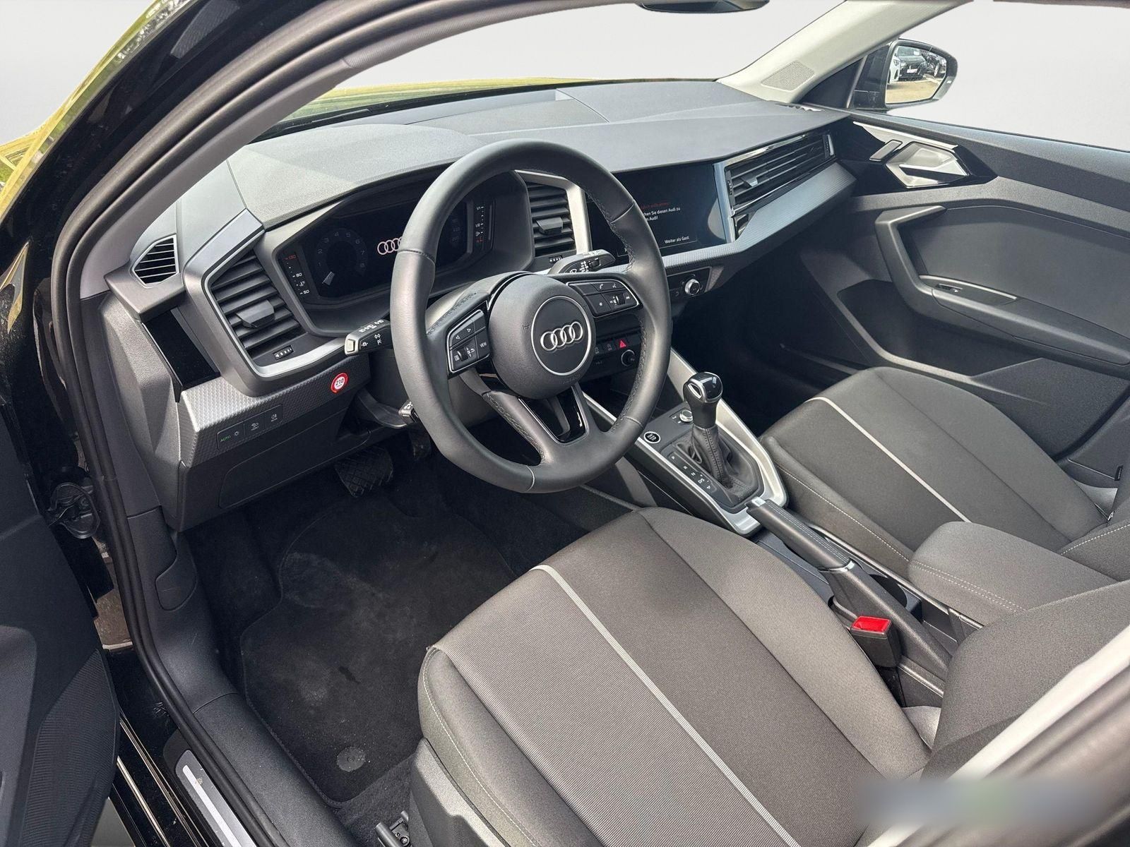 Audi A1 allstreet 30 TFSI S tronic - Samsaru's Car Outlet