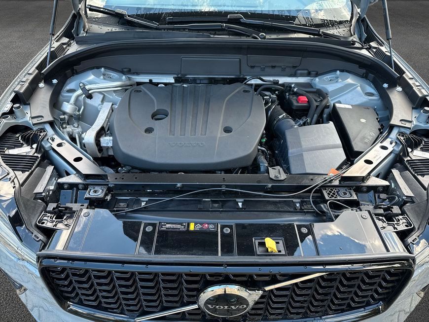 Volvo XC60 B5 B AWD Plus Dark