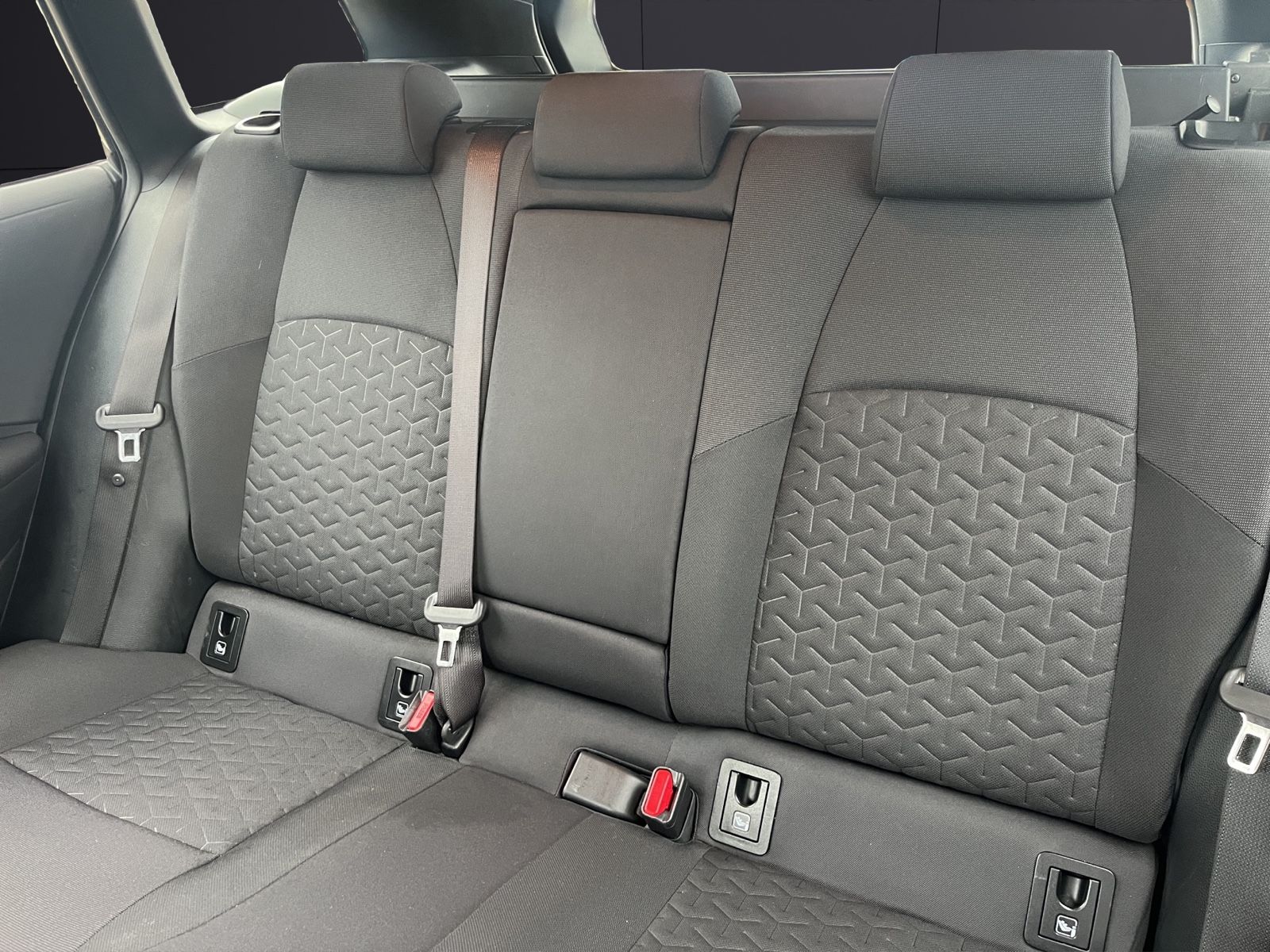 Toyota Corolla Touring / Sports Hybrid - Samsaru's Car Outlet