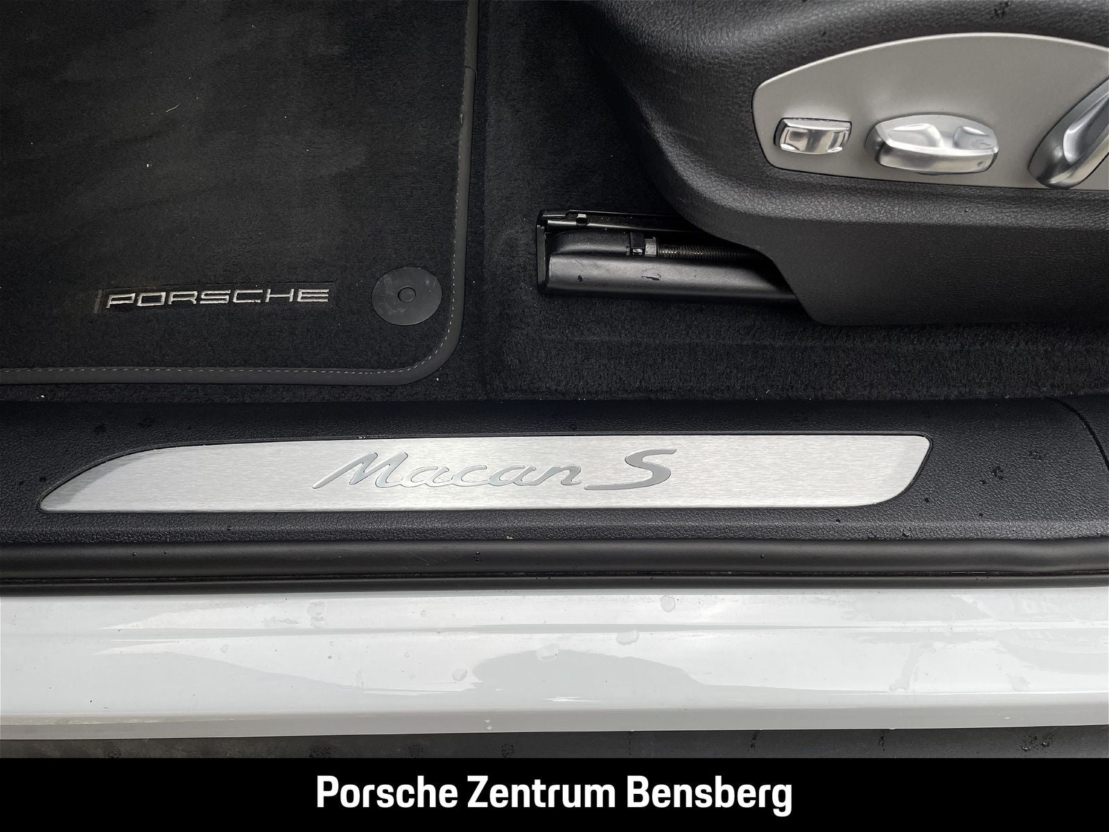 Porsche Macan S Pano SportAbgas PASM