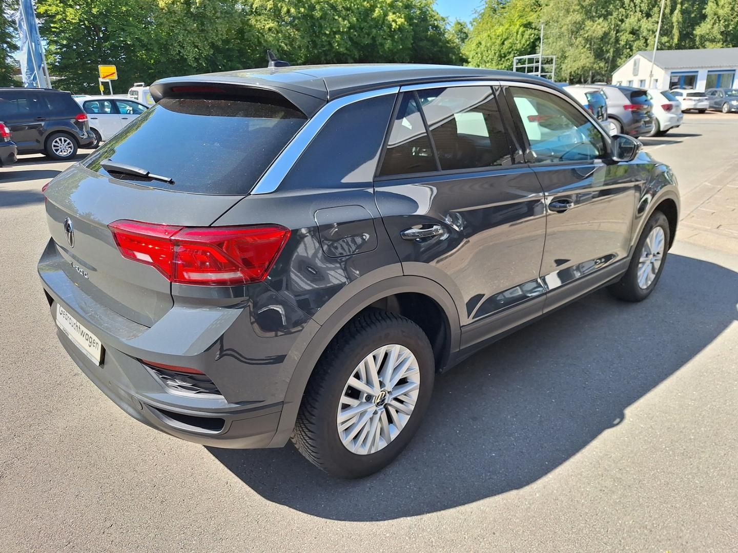 Volkswagen T-ROC 1.6 TDI - Samsaru's Car Outlet
