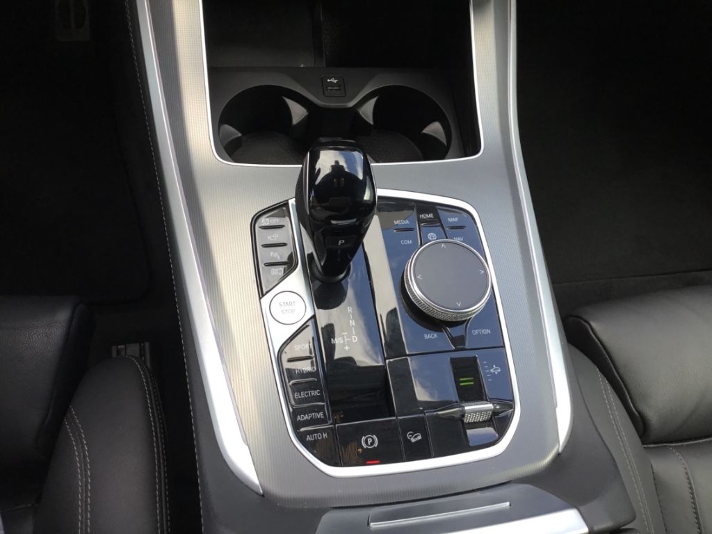 BMW X5 xDrive 45e M-Sport HUD Panodach Navi Leder