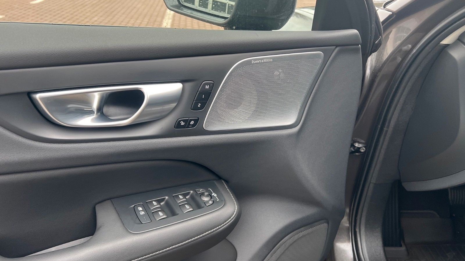 Volvo V60 CC B4 D Ultimate AWD*B&W*360°*SH*MASSAGE*