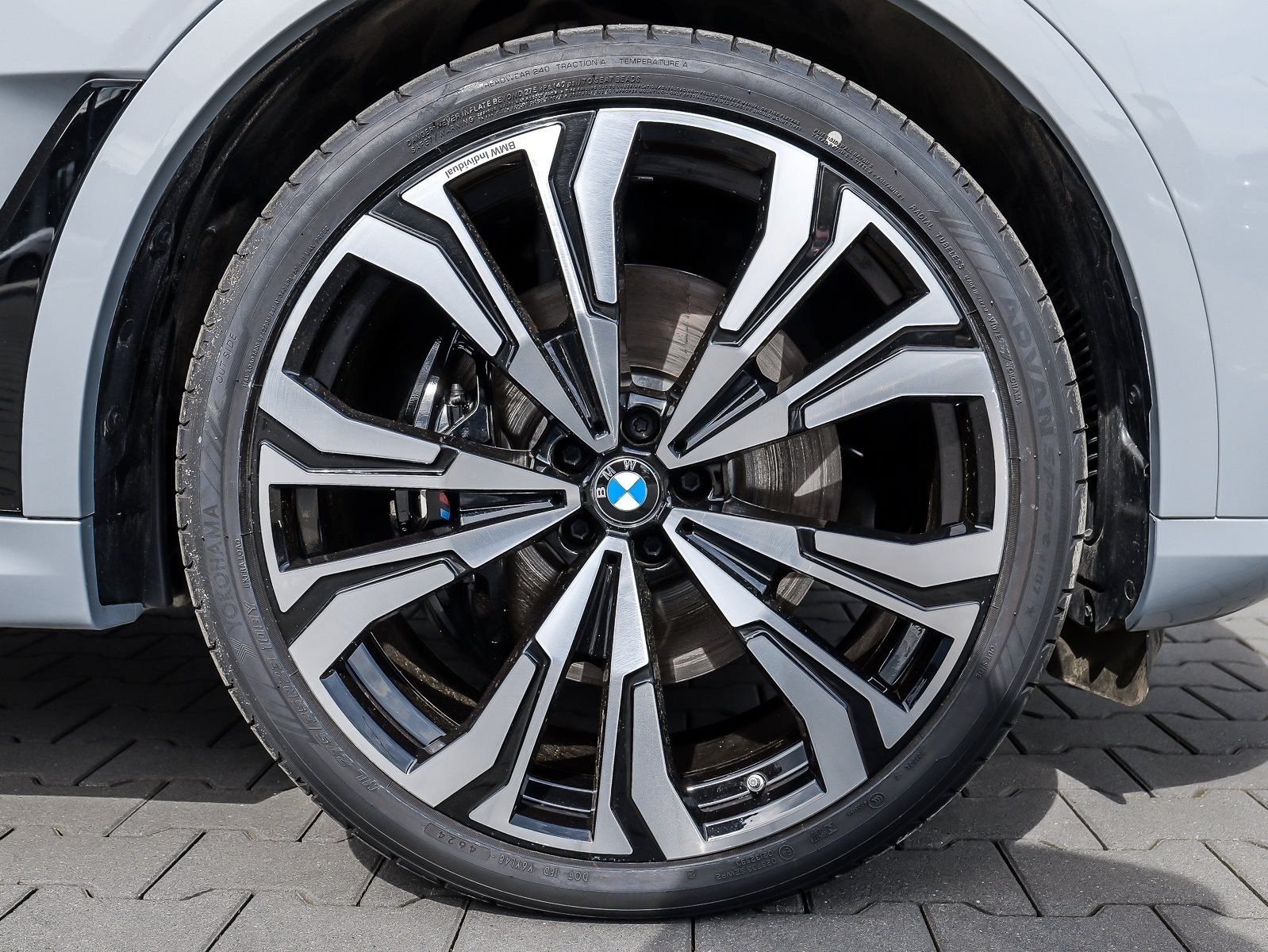 BMW X7 xDrive40d M Sport HUD PANO ACC AHK RFK NAVI