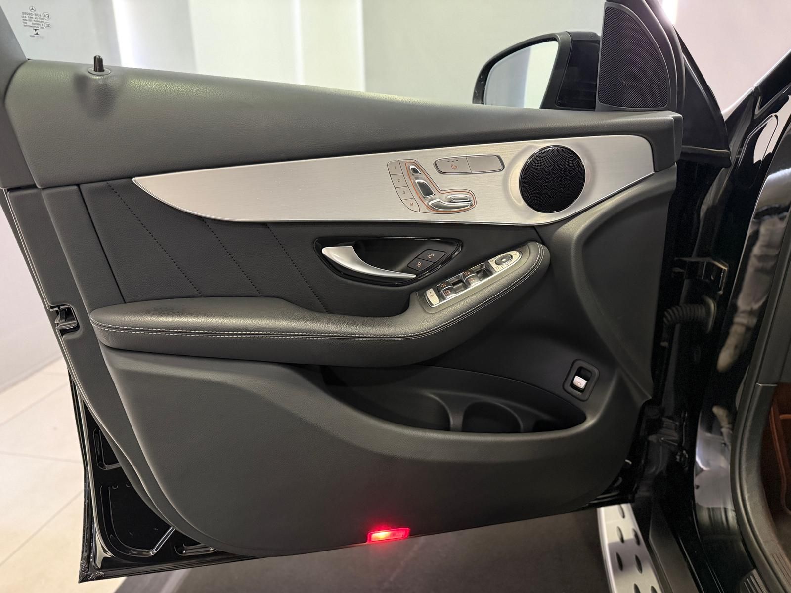 Mercedes-Benz GLC 300 de 4M AMG-Line - Samsaru's Car Outlet