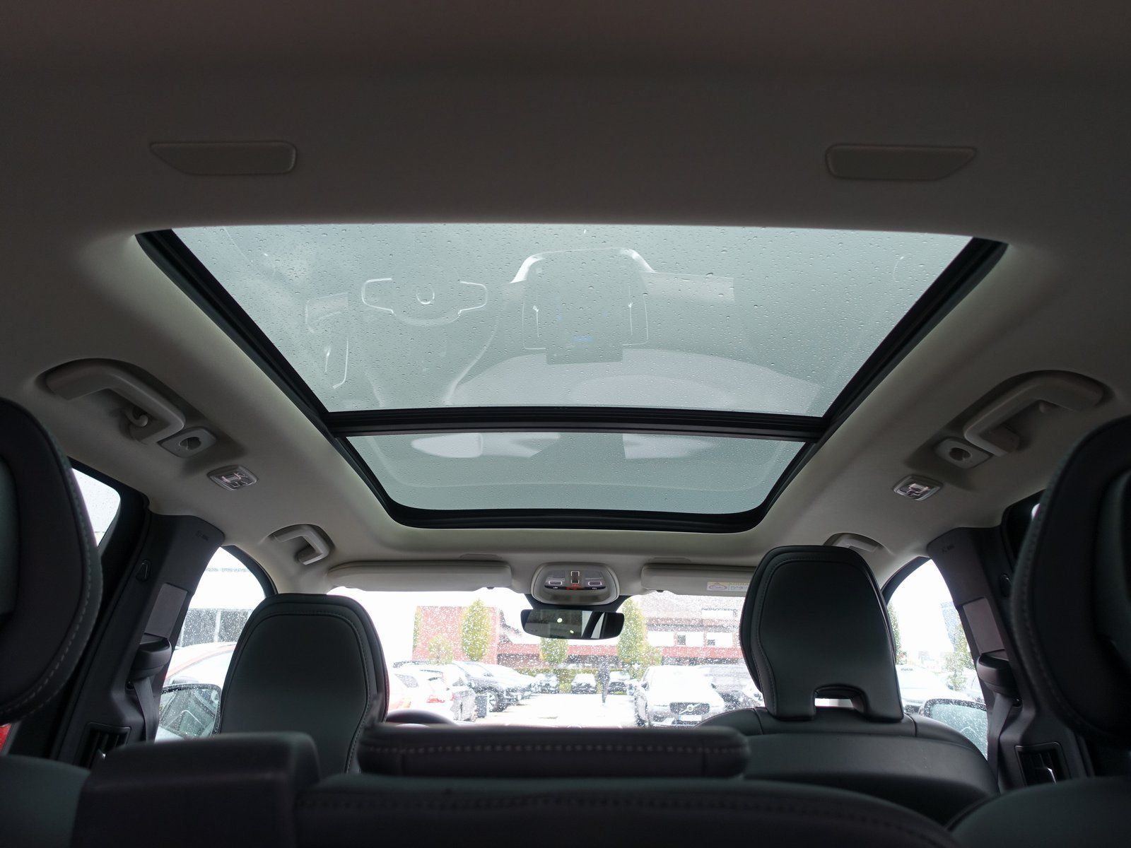 Volvo XC90 Plus Dark T8 AWD B&W/HUD/PANO/FOUR-C/360°