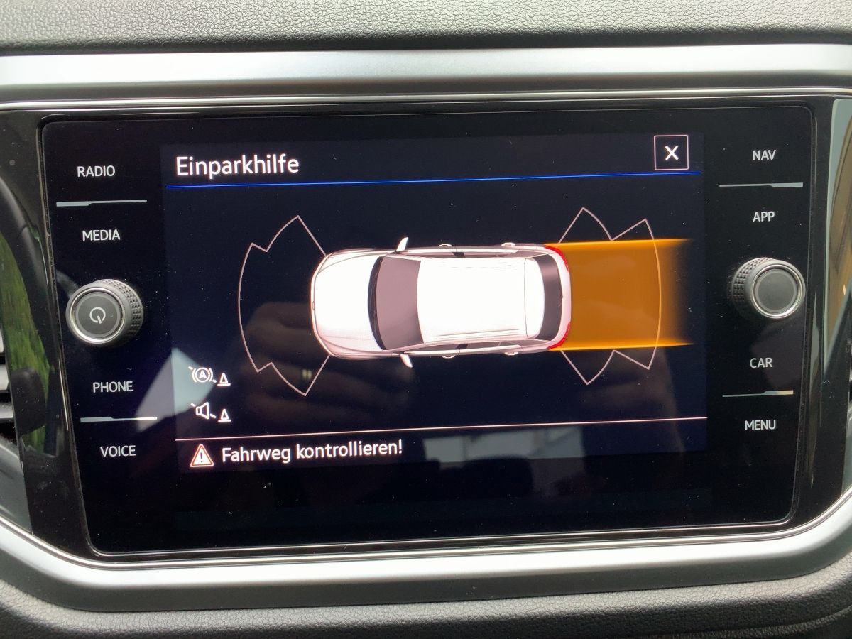 Volkswagen T-Roc 1.0 TSI ACTIVE - Samsaru's Car Outlet