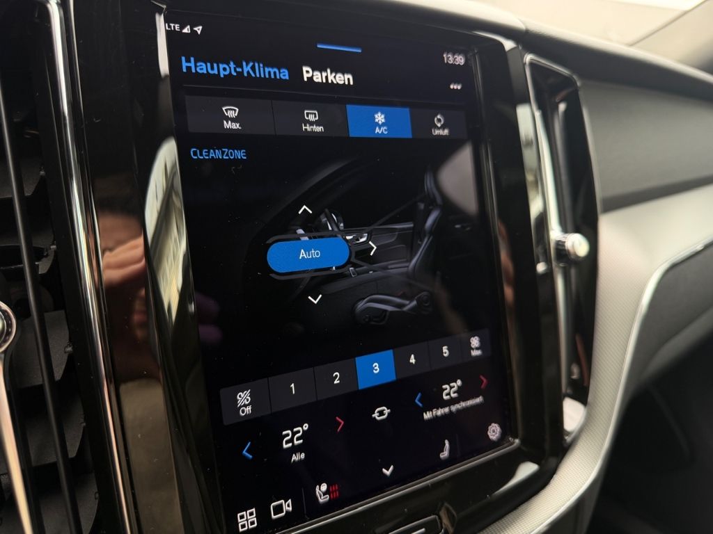 Volvo XC60 R Design Recharge Plug-In Hybrid T6 AWD Sta