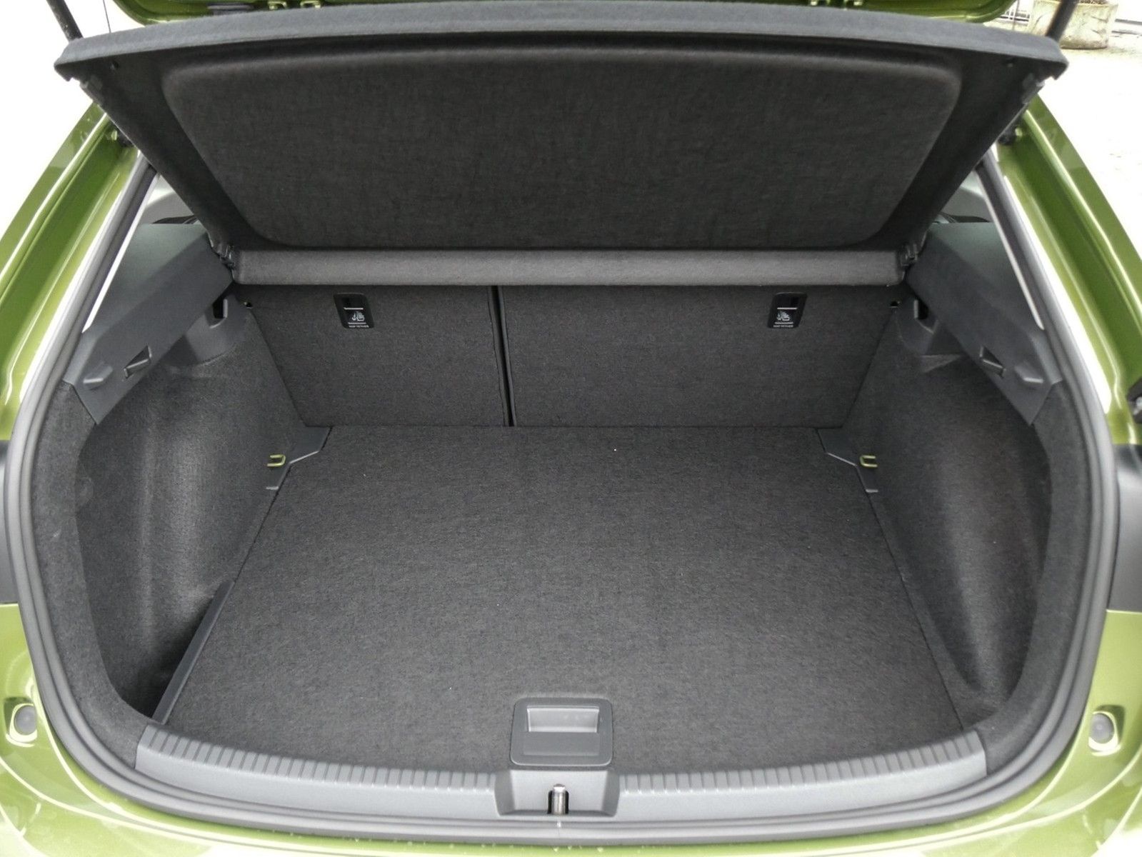 Volkswagen Taigo Style 1.0 TSI DSG - Samsaru's Car Outlet